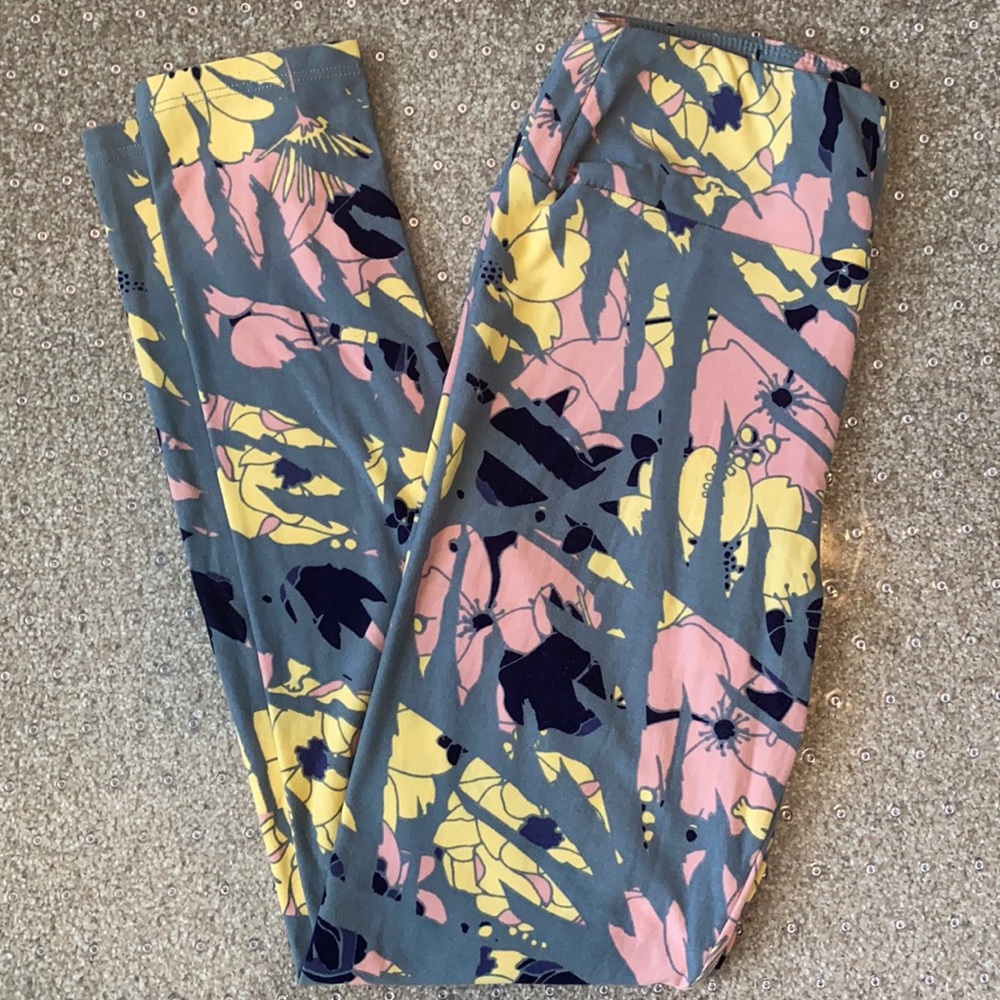 Butter soft floral leggings